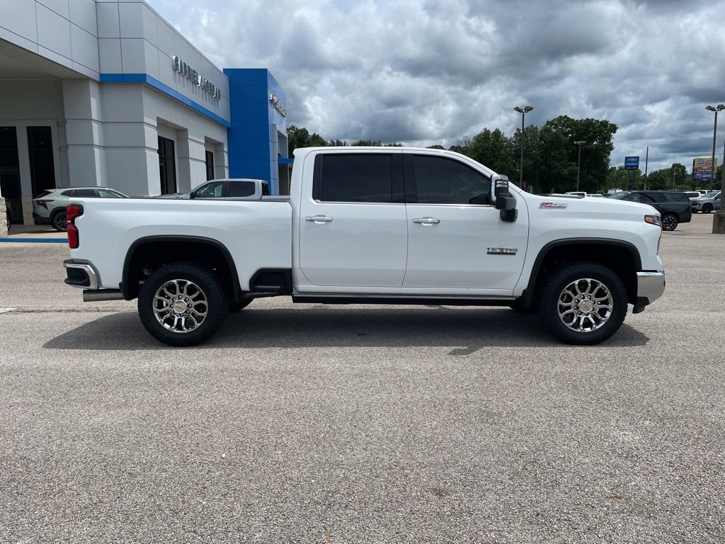 2026 Chevrolet Silverado 3500 HD LTZ - Photo 6