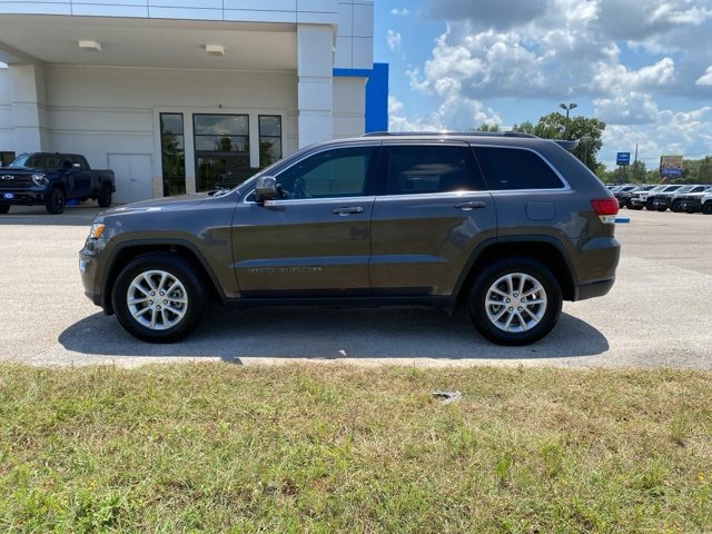 2021 Jeep Grand Cherokee Laredo E photo 3