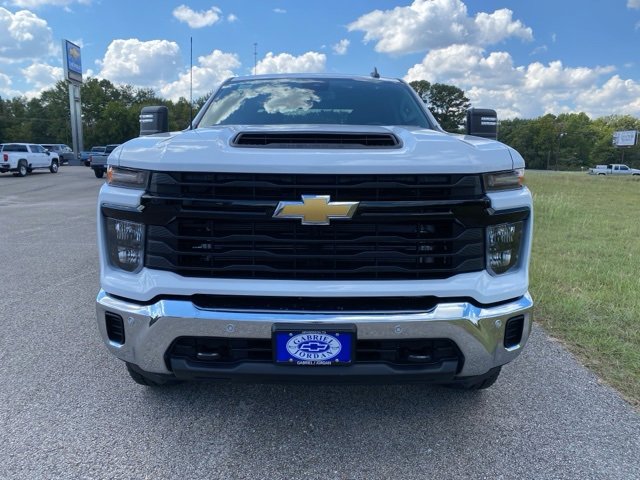 2026 Chevrolet Silverado 2500HD photo 2