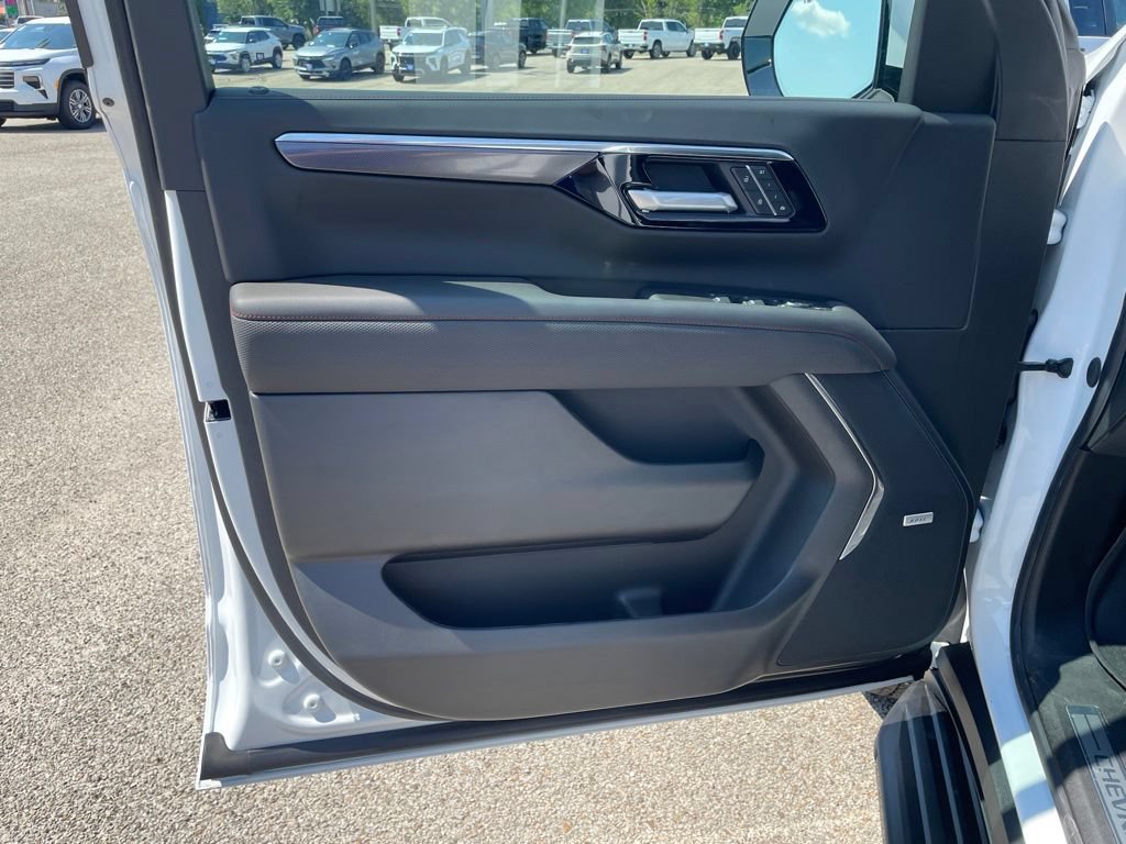2026 Chevrolet Tahoe RST - Photo 17