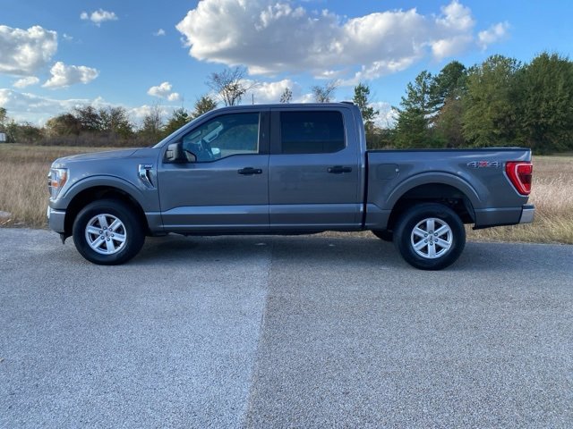 2021 Ford F-150 XLT photo 2