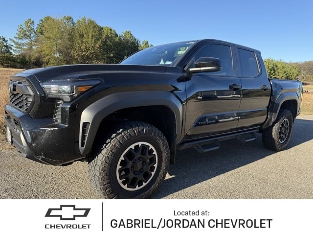 2024 Toyota Tacoma TRD Off Road's photo