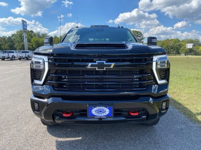 2026 Chevrolet Silverado 2500HD LTZ photo 2
