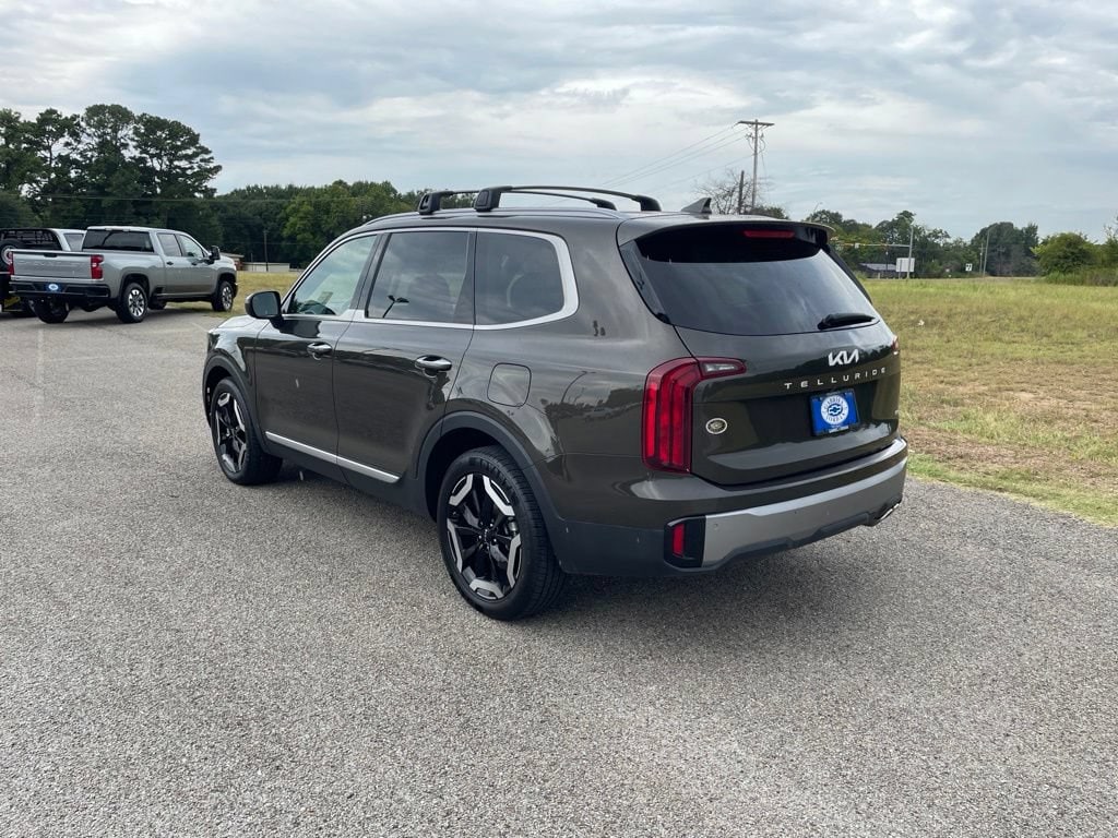 Used 2025 Kia Telluride S SUV