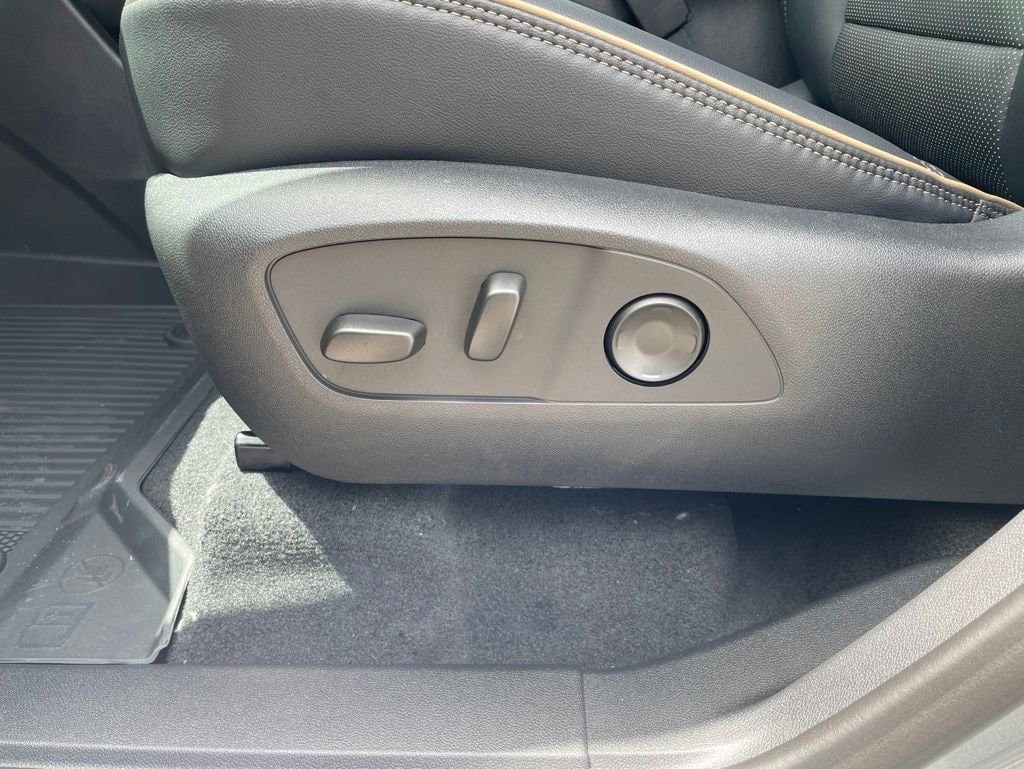 2026 Chevrolet Traverse High Country - Photo 11