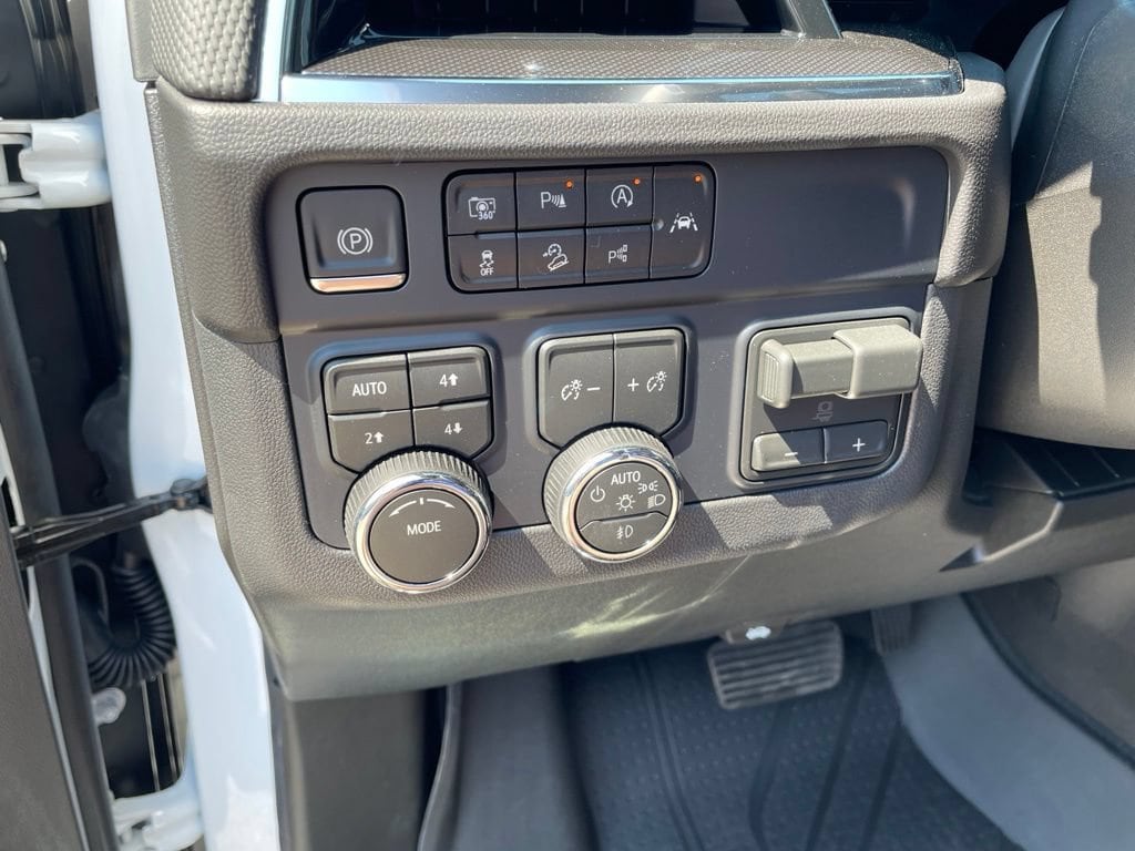 2026 Chevrolet Tahoe RST - Photo 27