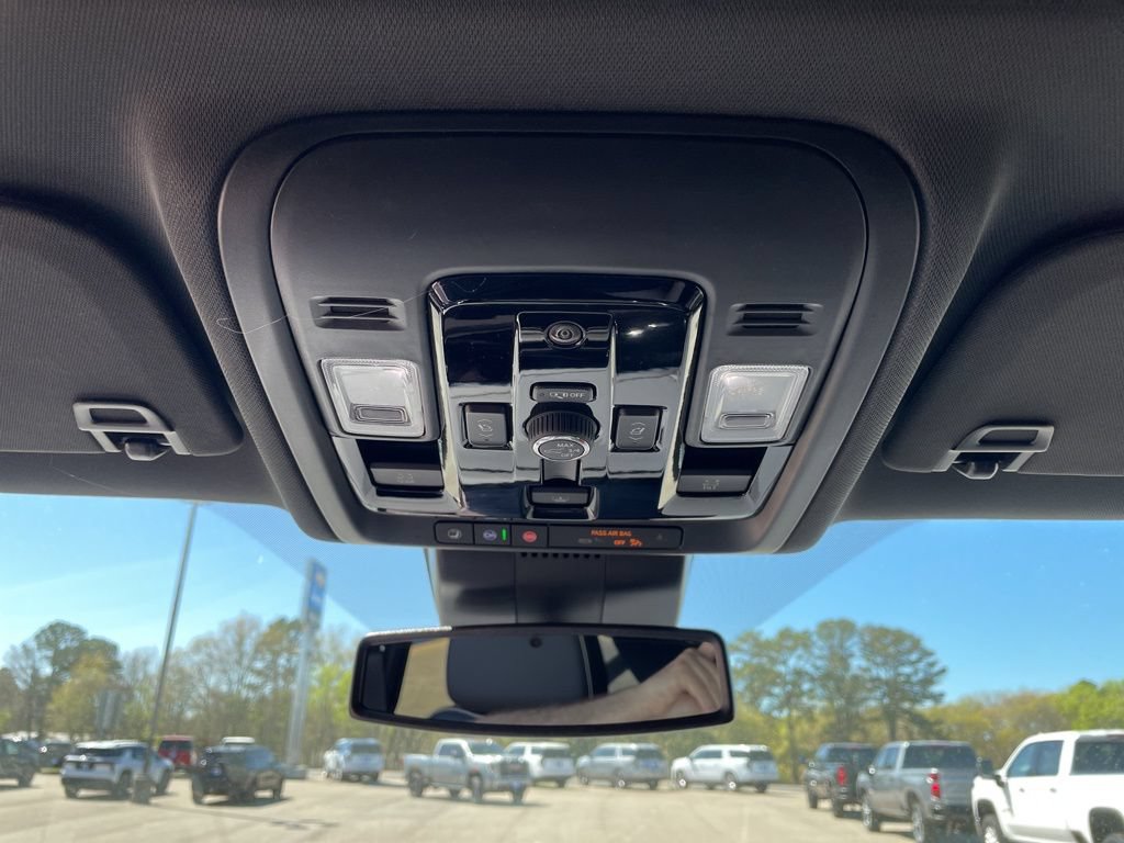2026 Chevrolet Tahoe Premier - Photo 27