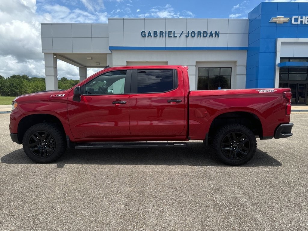 Used 2023 Chevrolet Silverado 1500 LT Trail Boss with VIN 3GCUDFED7PG355452 for sale in Henderson, TX