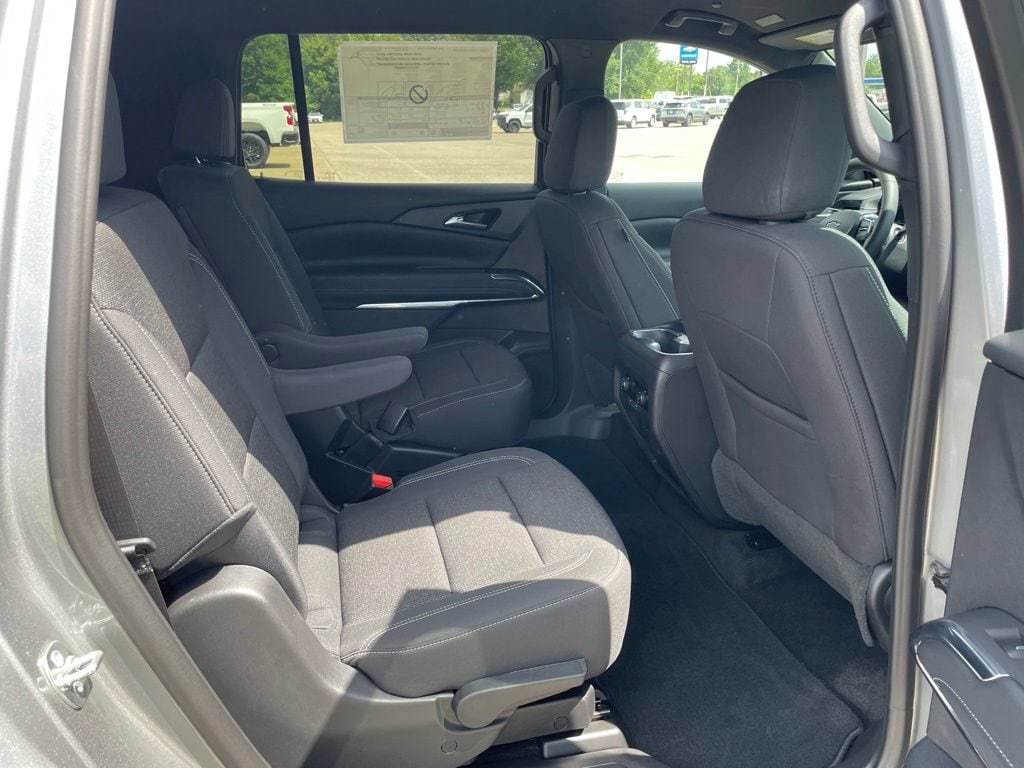 2026 Chevrolet Traverse LT - Photo 36