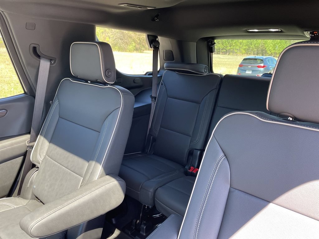 2026 Chevrolet Tahoe Premier - Photo 36