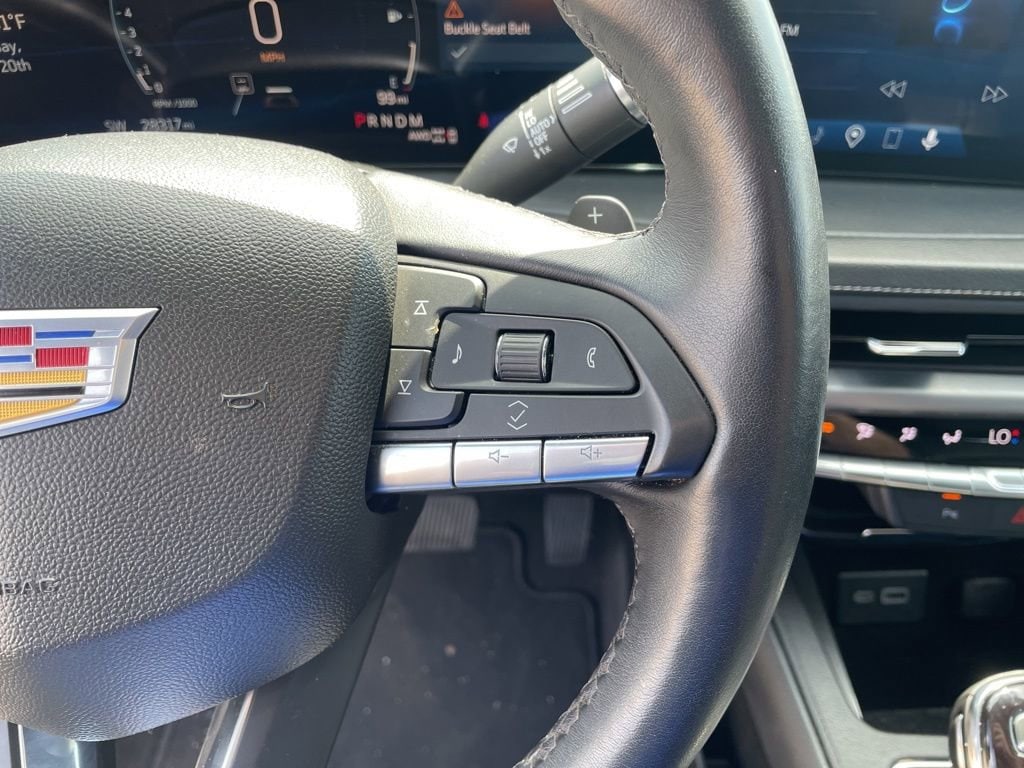2025 Cadillac XT4 Premium Luxury - Photo 16