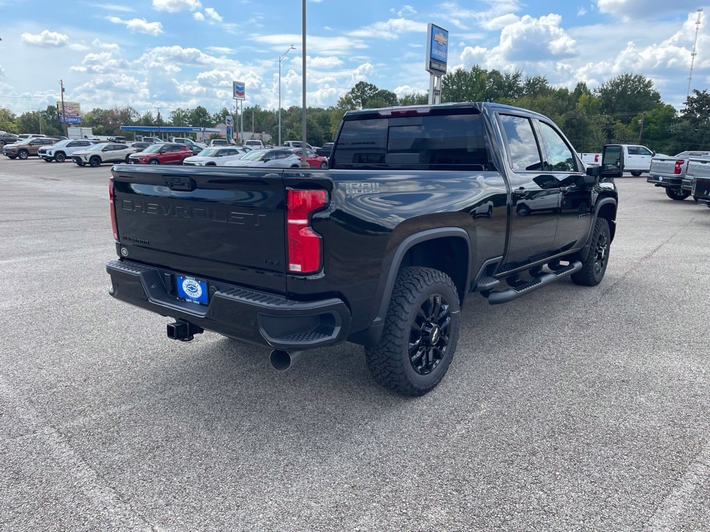 2026 Chevrolet Silverado 2500 HD LTZ - Photo 6