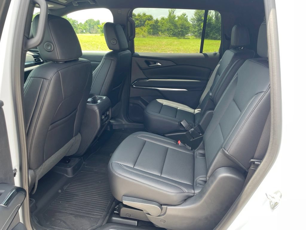 2026 Chevrolet Traverse LT - Photo 33
