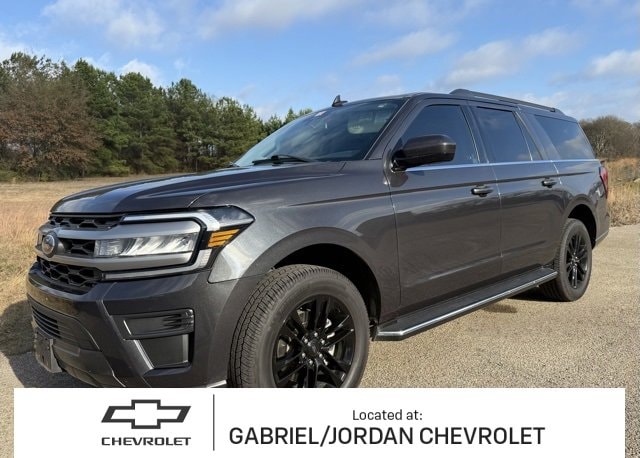 2022 Ford Expedition XLT's photo