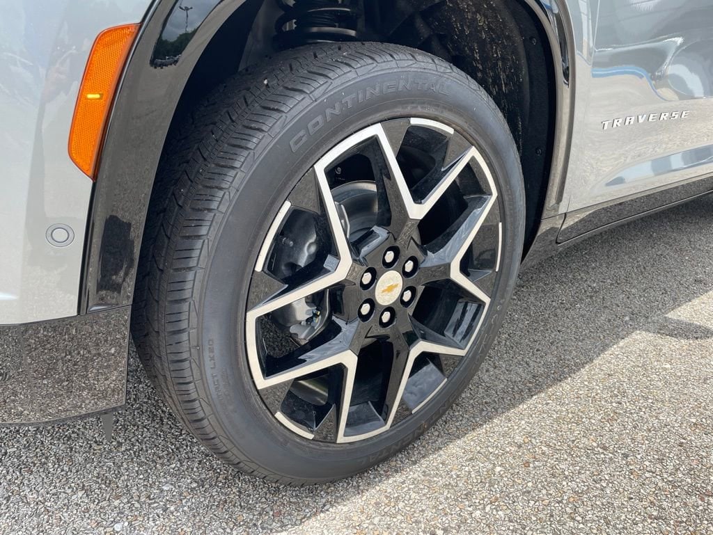 2026 Chevrolet Traverse High Country - Photo 9