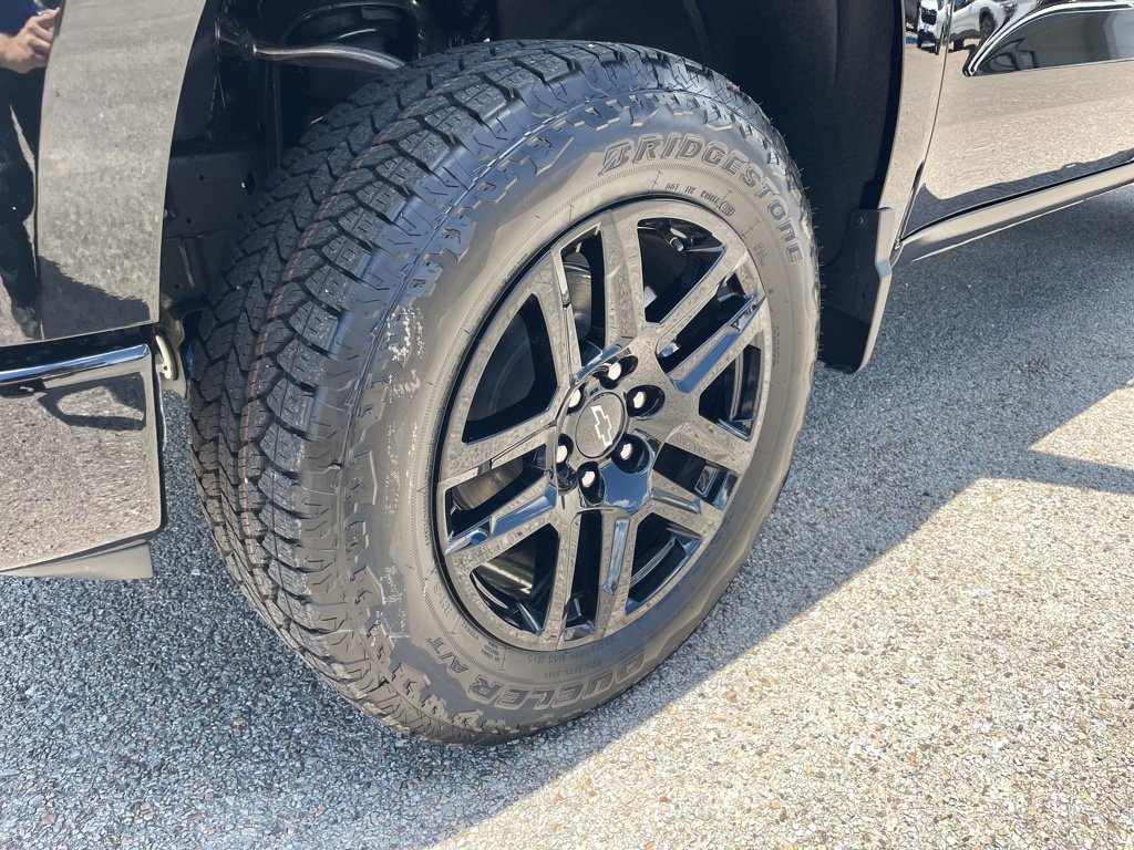2026 Chevrolet Silverado 1500 LT Trail Boss - Photo 11