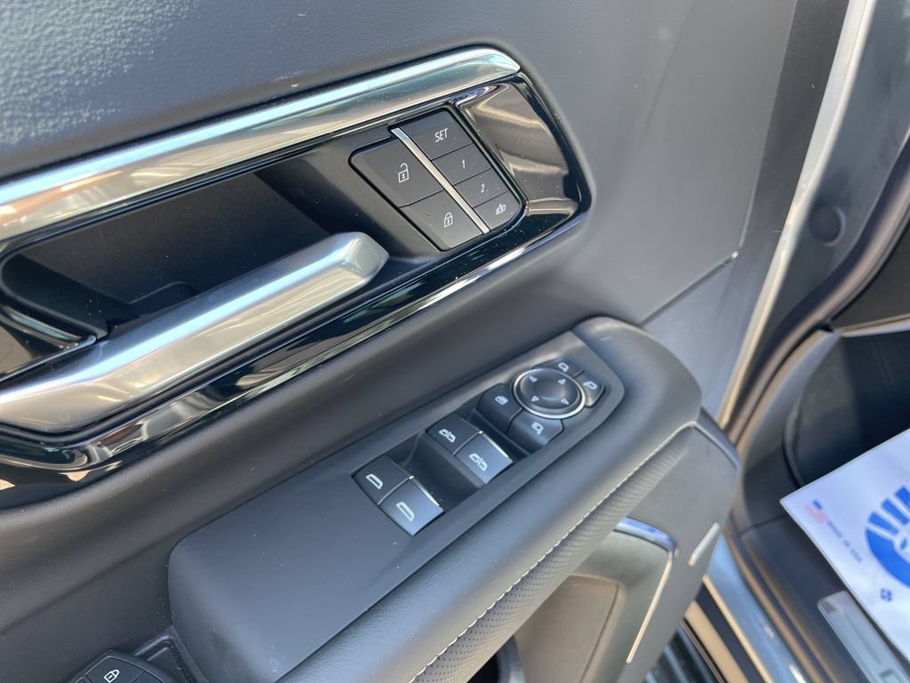 2026 Chevrolet Tahoe Premier - Photo 19