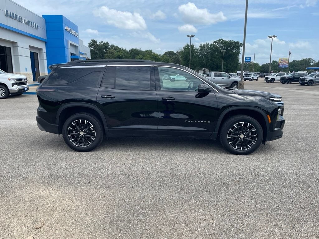 2026 Chevrolet Traverse LT - Photo 7