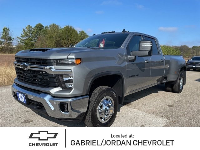 2026 Chevrolet Silverado 3500HD LT's photo