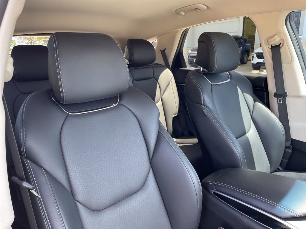 2023 GENESIS GV70 Standard - Photo 31
