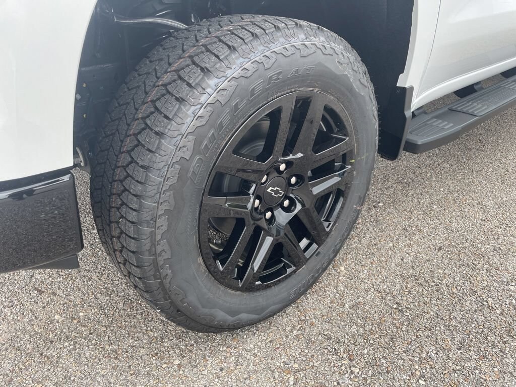 2026 Chevrolet Silverado 1500 LT Trail Boss - Photo 11