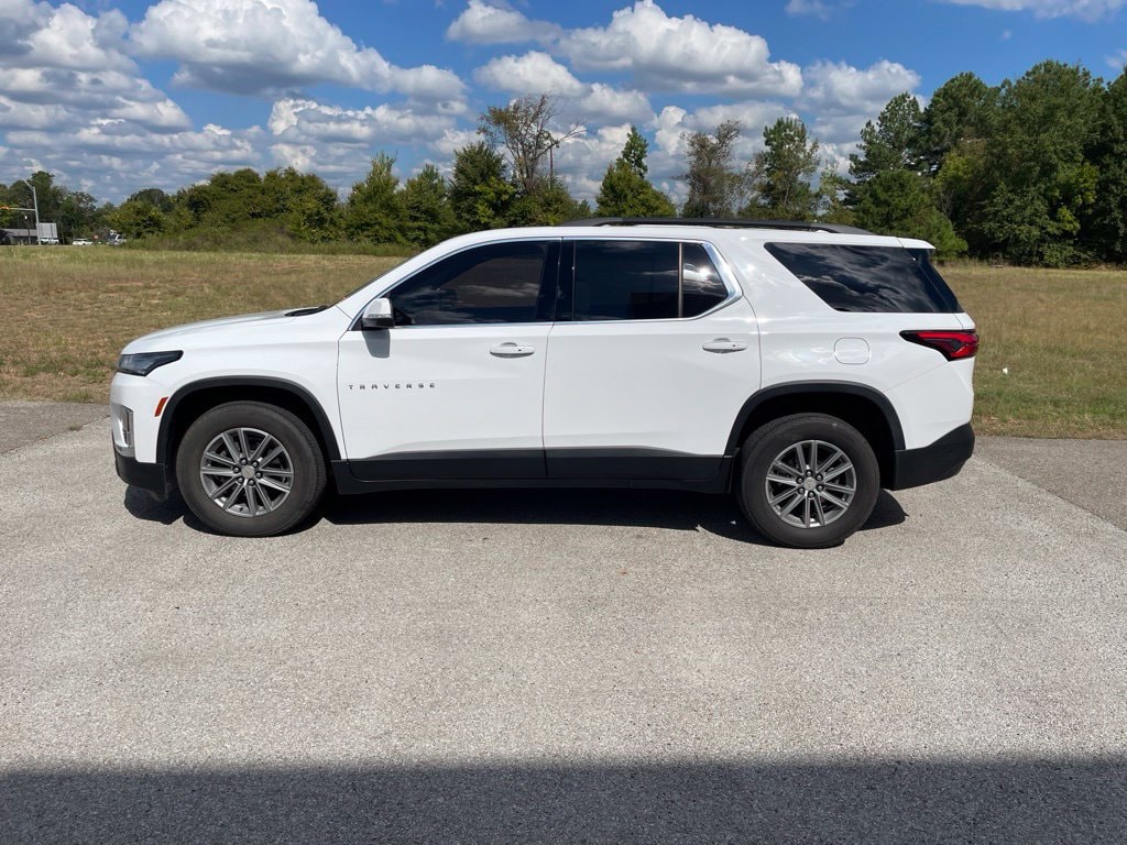 Used 2022 Chevrolet Traverse LT Cloth SUV