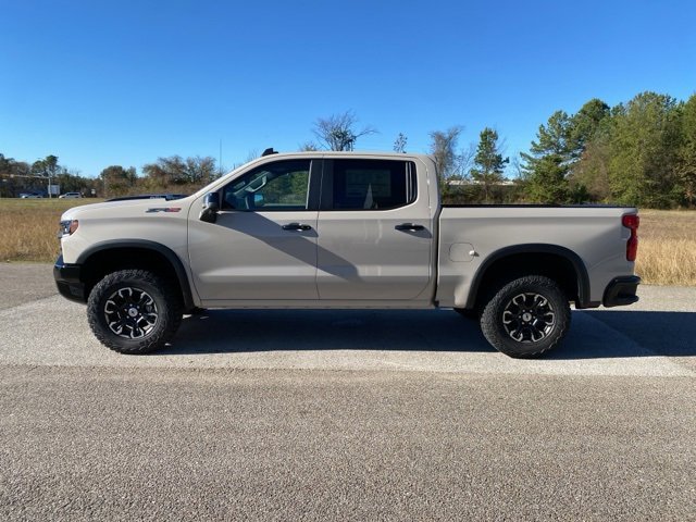 2026 Chevrolet Silverado 1500 ZR2 photo 2