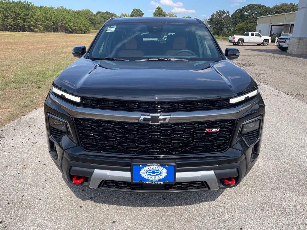 2027 Chevrolet Traverse Z71 - Photo 9
