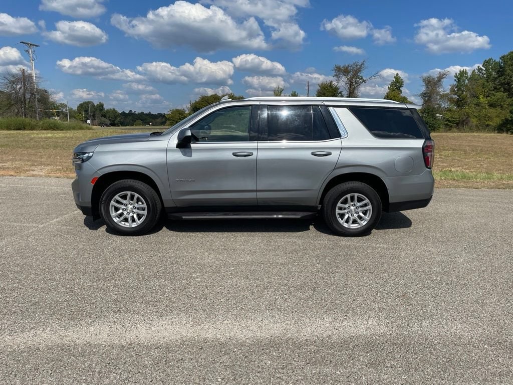 2023 Chevrolet Tahoe LT - Photo 2
