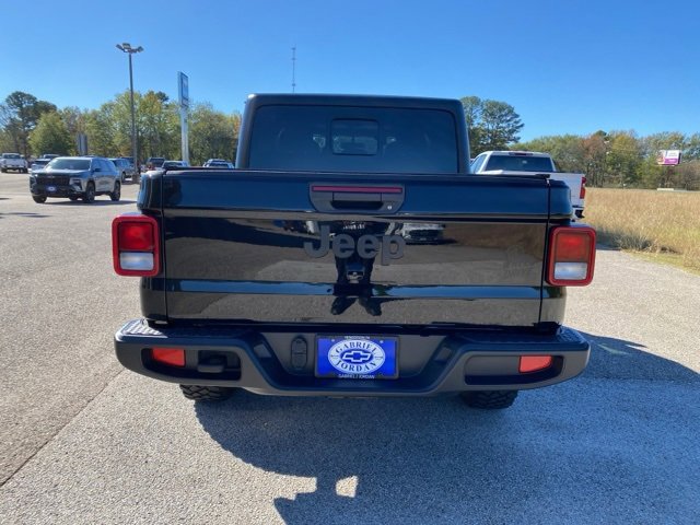 2023 Jeep Gladiator Willys photo 4