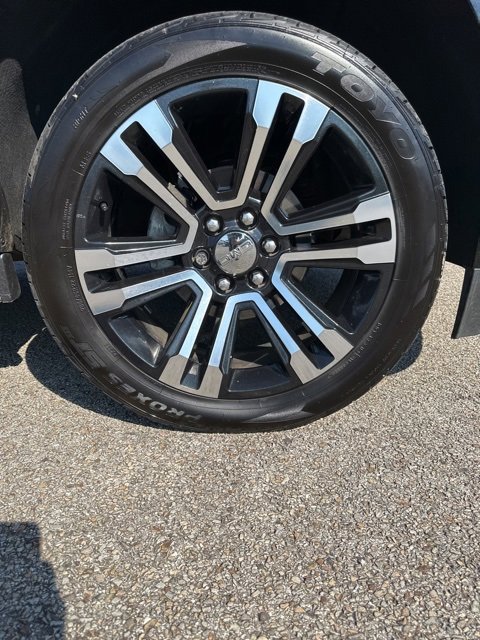 2019 Gmc Yukon XL SLT photo 4