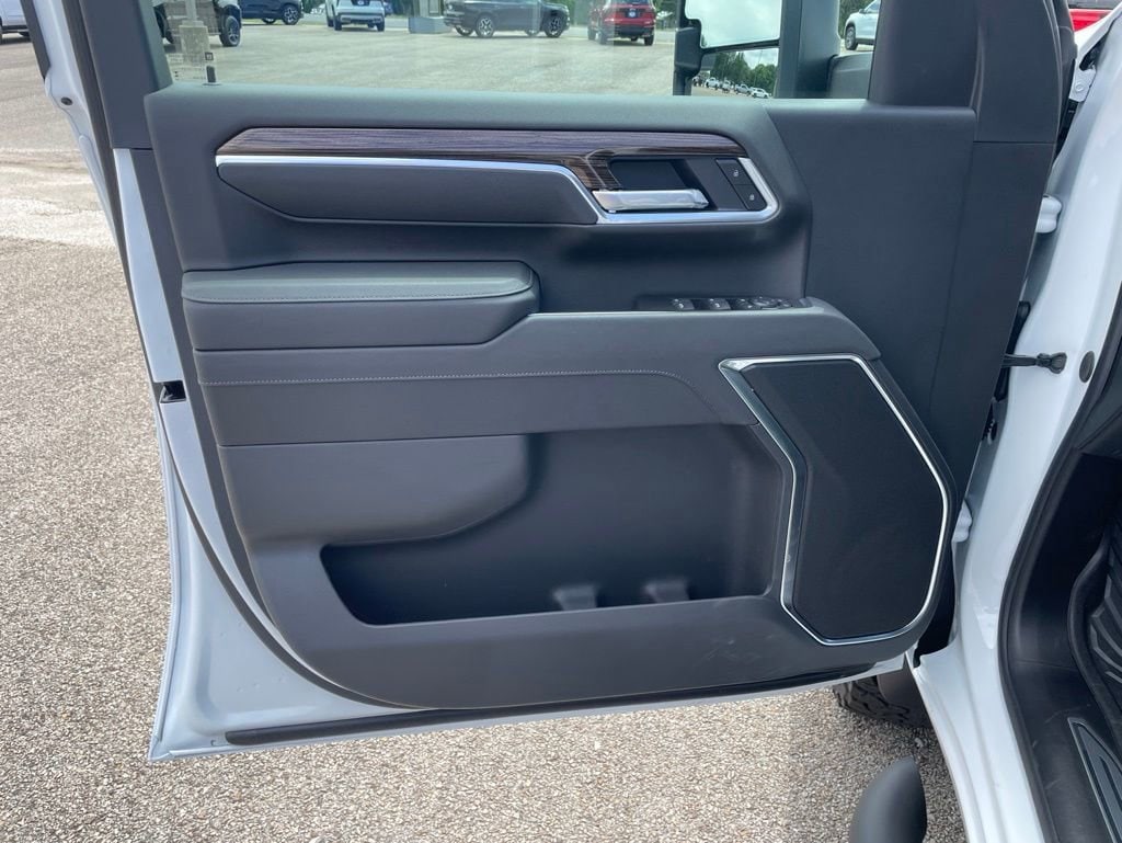 2026 Chevrolet Silverado 2500 HD LT - Photo 14