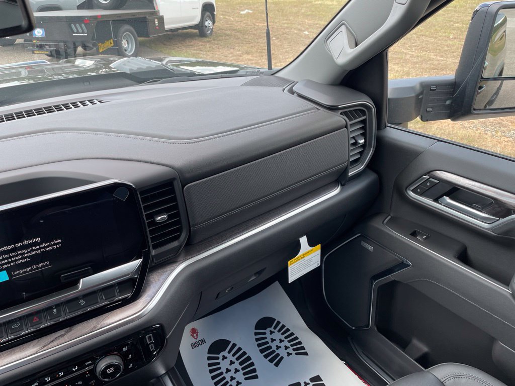 2026 Chevrolet Silverado 2500 HD LTZ - Photo 30