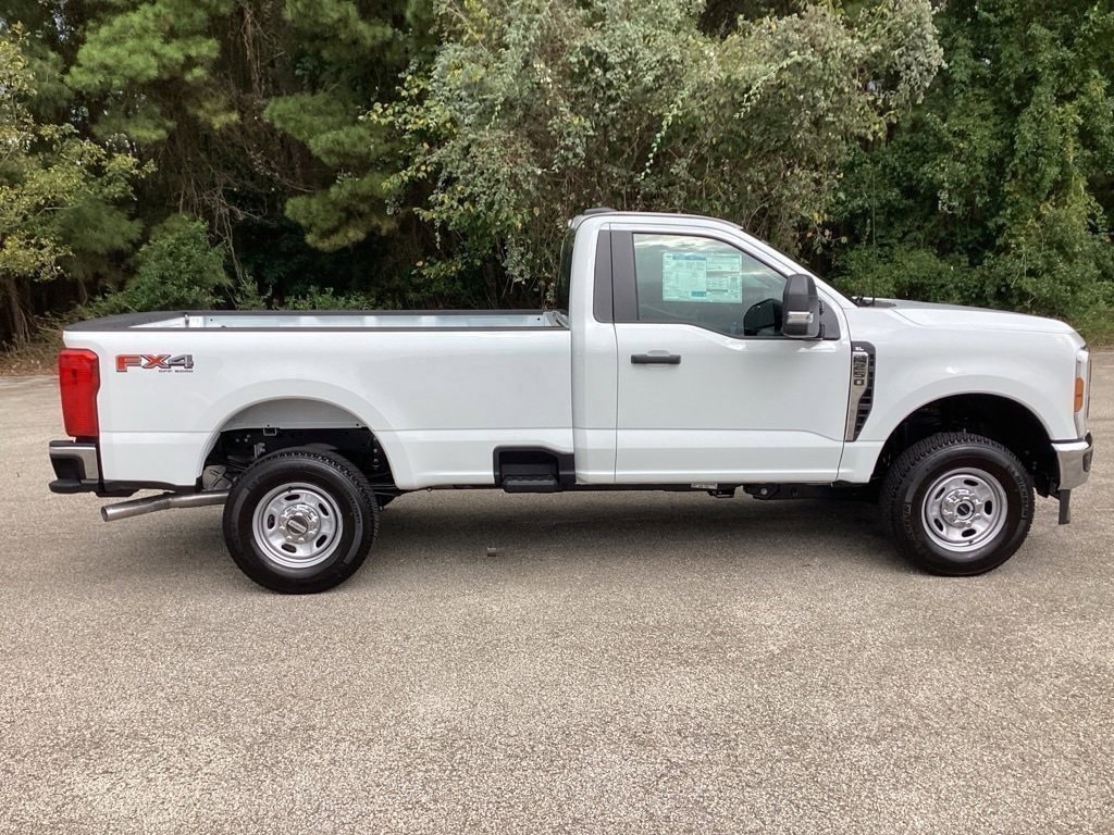 New 2025 Ford Super Duty F-250 XL Truck