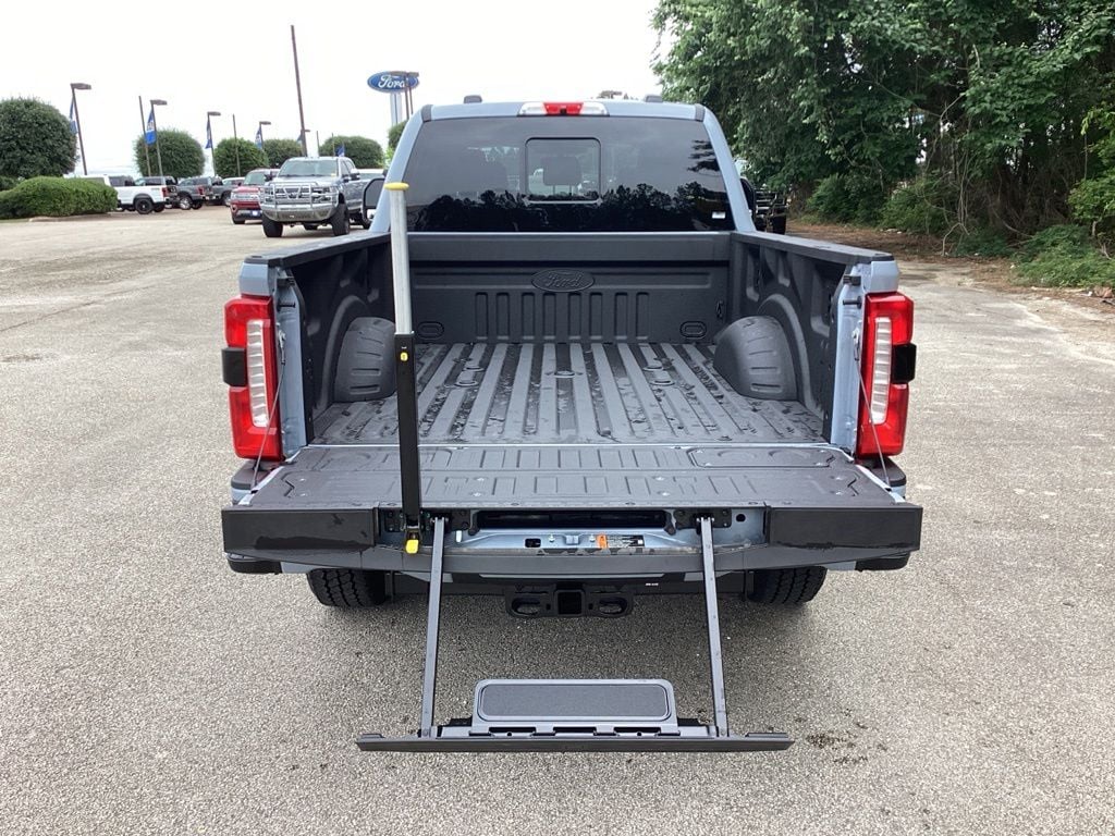 2026 Ford F-250 Super Duty Lariat - Photo 13
