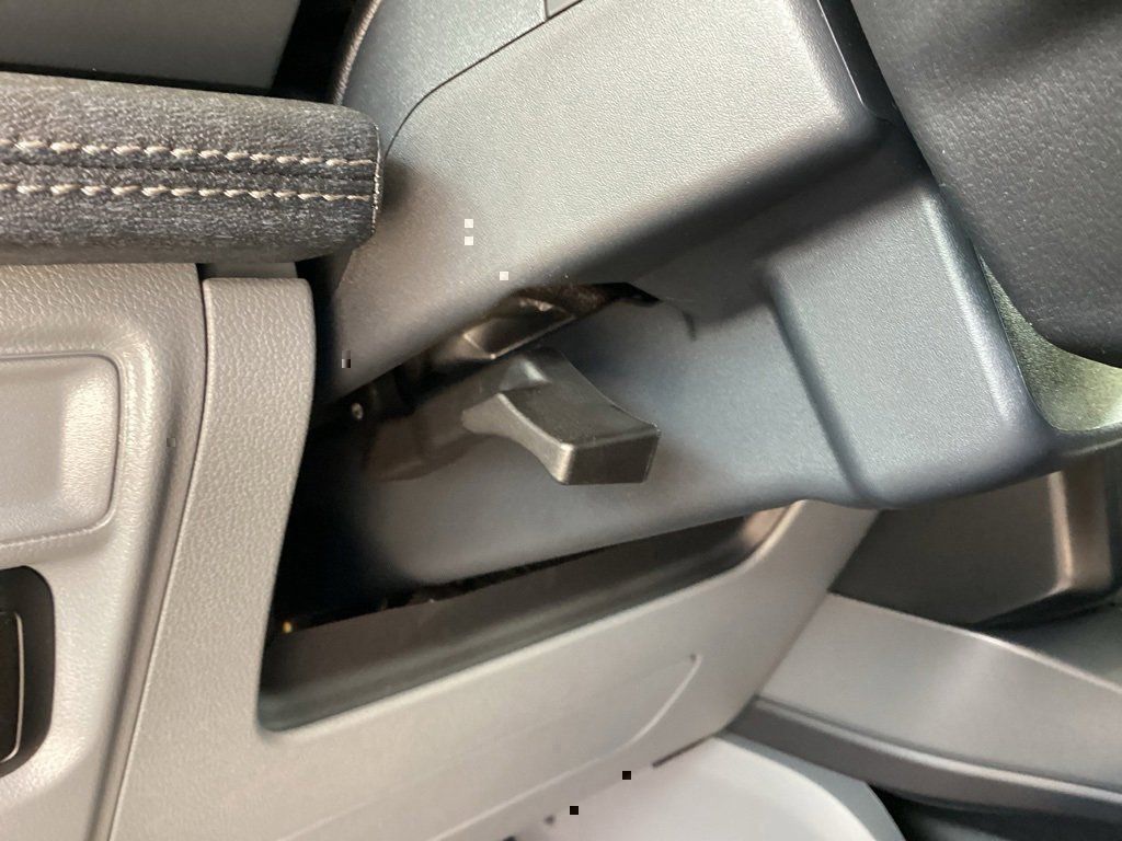 2025 Ford F-150 Lightning Flash - Photo 72