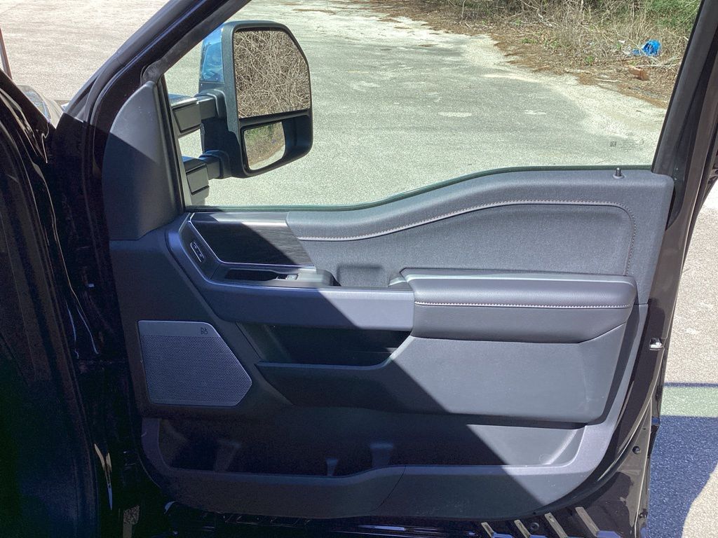 2025 Ford F-150 Lariat - Photo 27