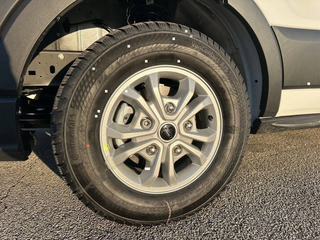 2024 Ford Transit Passenger Van XL - Photo 23
