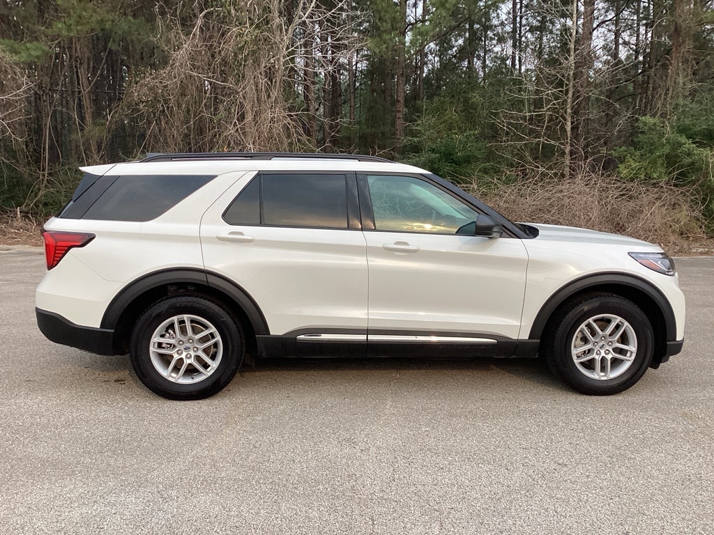 Used 2025 Ford Explorer Active SUV