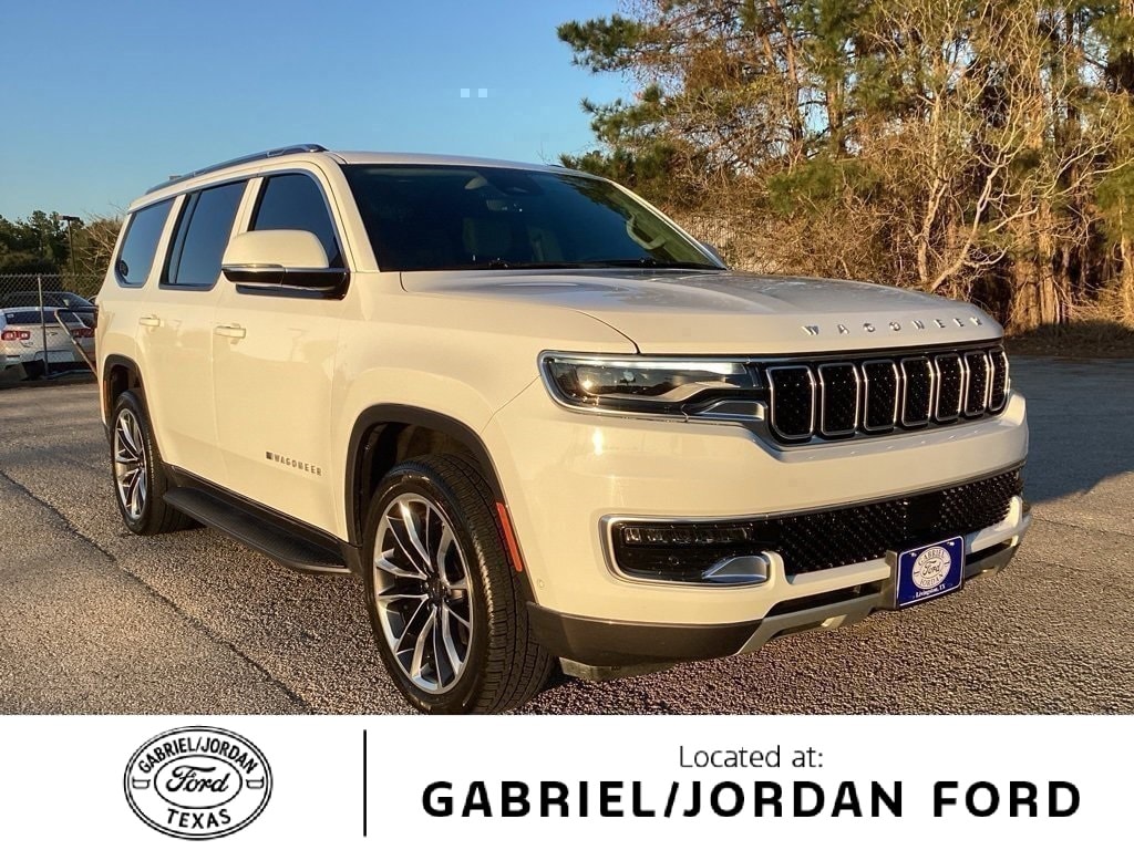 2022 Jeep Wagoneer Series II's photo