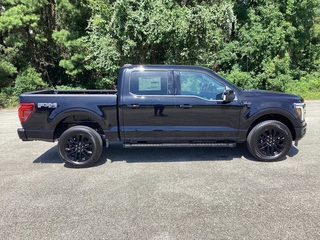 New 2025 Ford F-150 Lariat Truck
