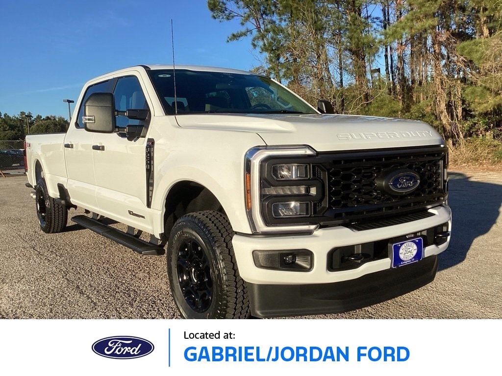 2026 Ford F-250 Super Duty XL's photo