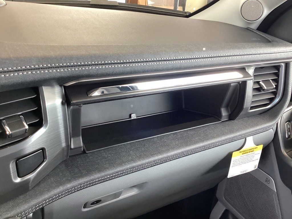 2025 Ford F-150 Lightning Flash - Photo 69