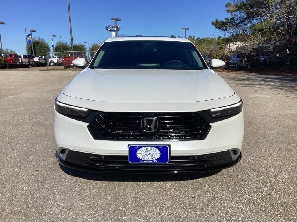 2025 Honda Accord Hybrid Touring photo 2