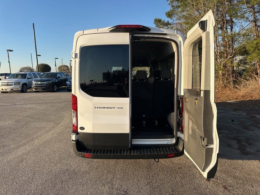 2024 Ford Transit Passenger Van XL - Photo 9