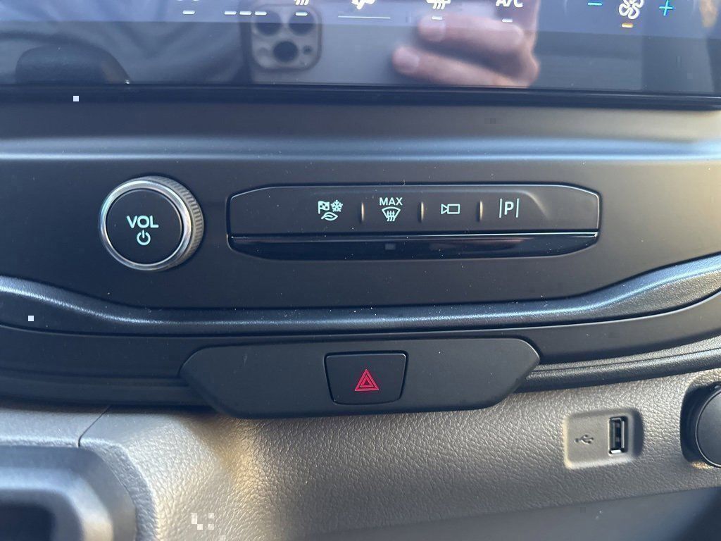 2024 Ford Transit Passenger Van XL - Photo 58