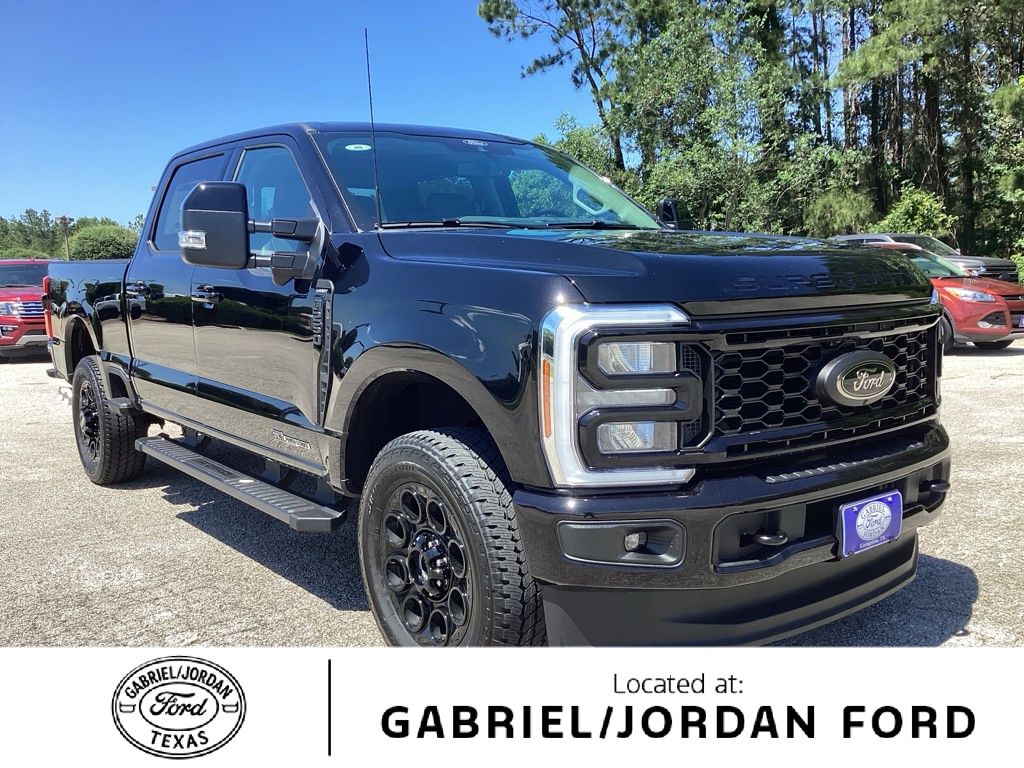 New 2026 Ford F-250SD Lariat