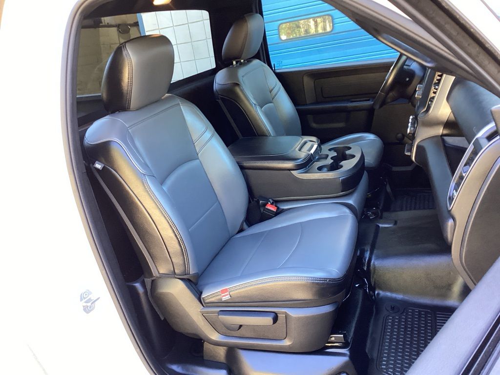 2022 RAM Ram 3500 Pickup Tradesman - Photo 37