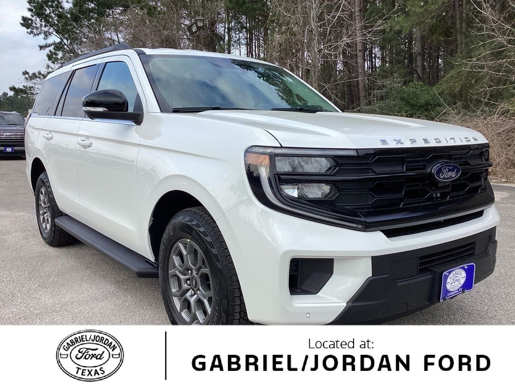 2026 Ford Expedition Active's photo