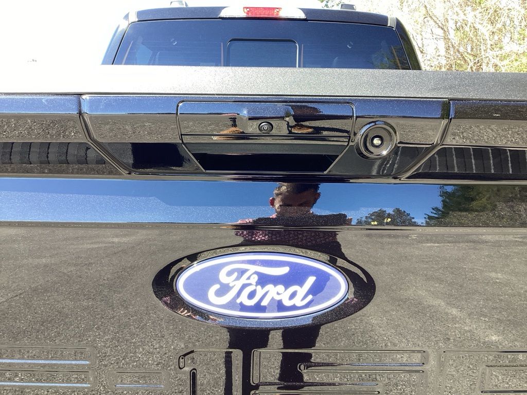 2025 Ford F-150 Lariat - Photo 14